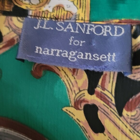 "Versace" style Long-sleeve blouse Clock & Hound motif - Picture 3 of 5